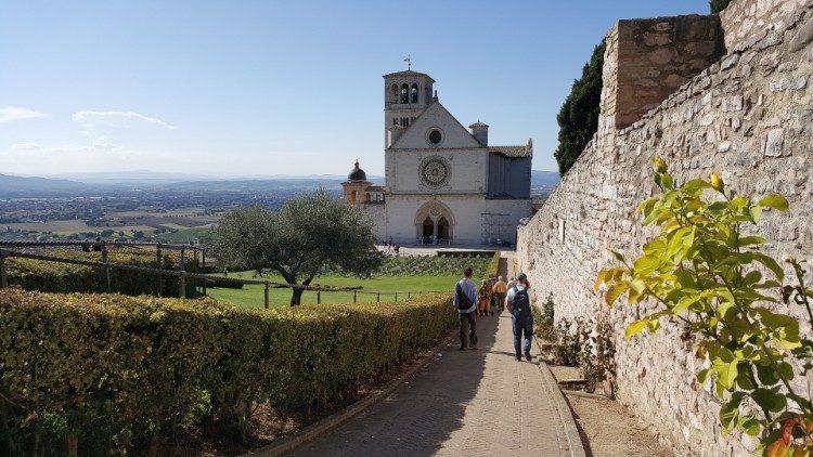 Confira a programação do Papa Francisco para o Dia Mundial dos Pobres - Jornal O São Paulo