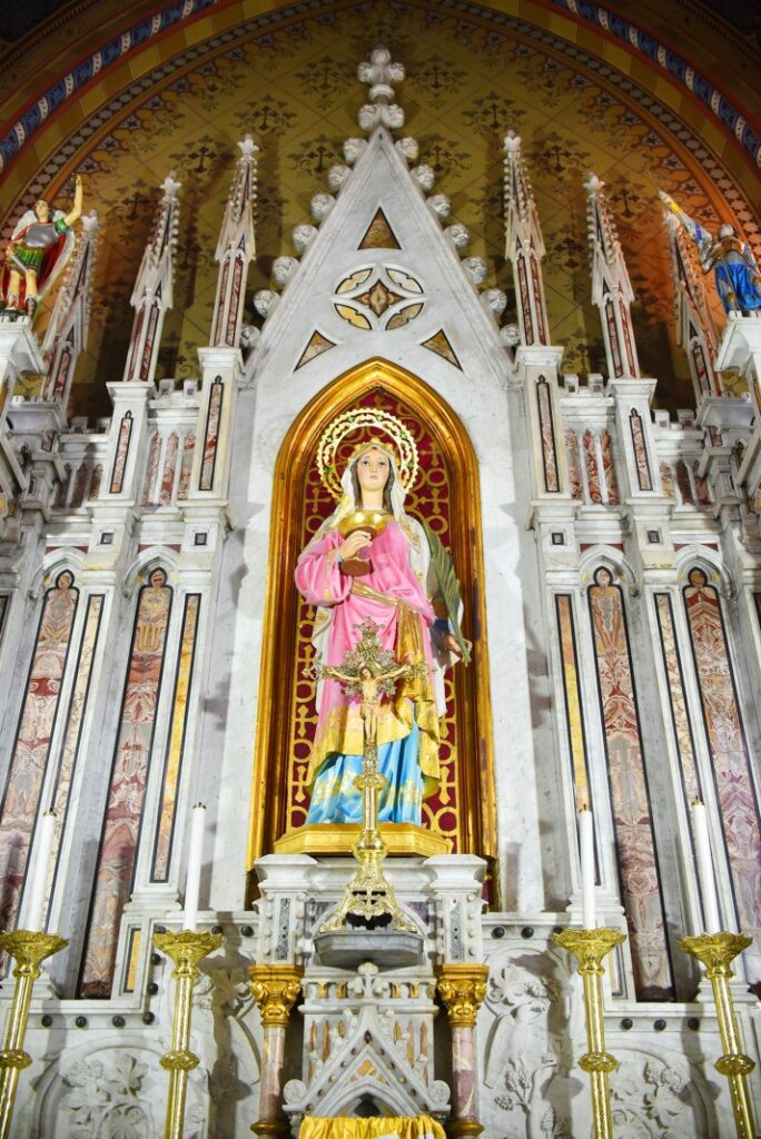 Capela dedicada a Santa Luzia completa 120 anos no centro de São Paulo