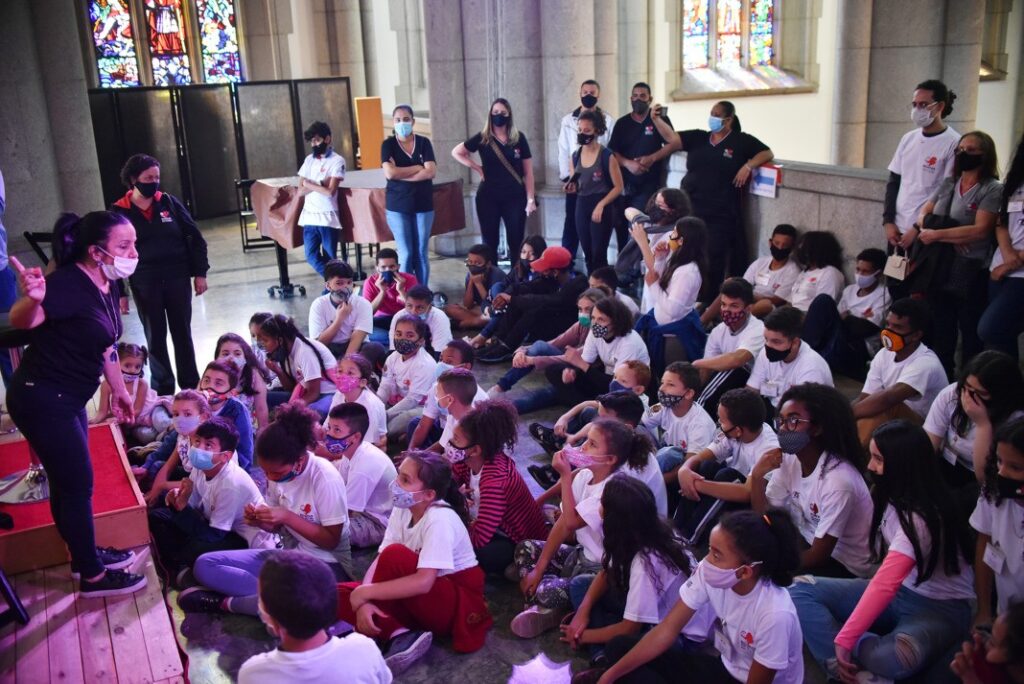 Pastoral do Menor une evangelização e cultura para apresentar a Catedral da Sé a crianças e adolescentes - Jornal O São Paulo