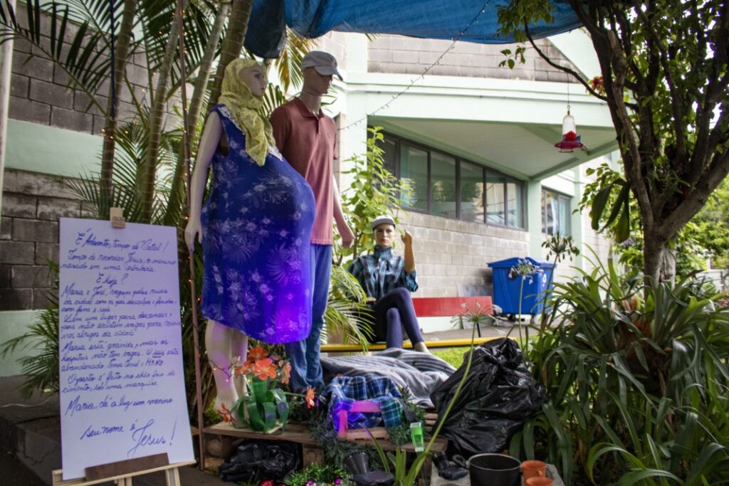 O Menino Jesus está em diferentes presépios da cidade - Jornal O São Paulo