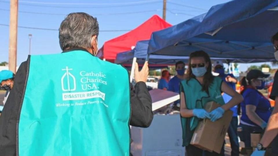 Bispos norte-americanos pedem oração e ajuda a vítimas de tornados - Jornal O São Paulo