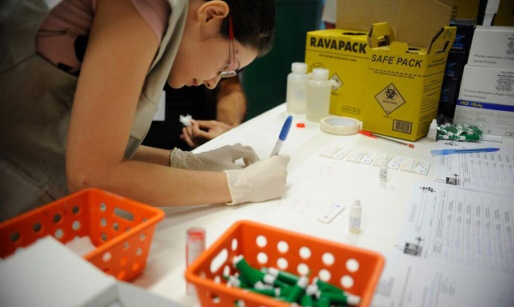 Metrô de São Paulo terá 3,5 mil testes gratuitos contra a hepatite