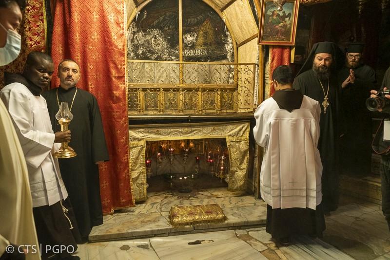 Na Terra Santa, cristãos ortodoxos saúdam católicos pelo Natal - Jornal O São Paulo