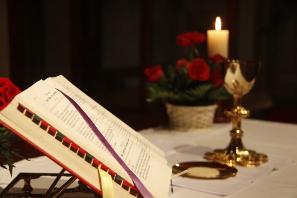 Comissão Arquidiocesana de Liturgia se reúne na Catedral da Sé - Jornal O São Paulo