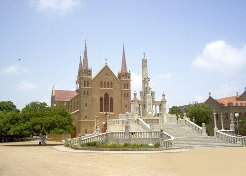 facebook Catedral de Karachi