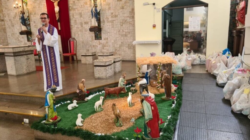 Em paróquias da Sé, fiéis dão testemunho de solidariedade no Natal - Jornal O São Paulo