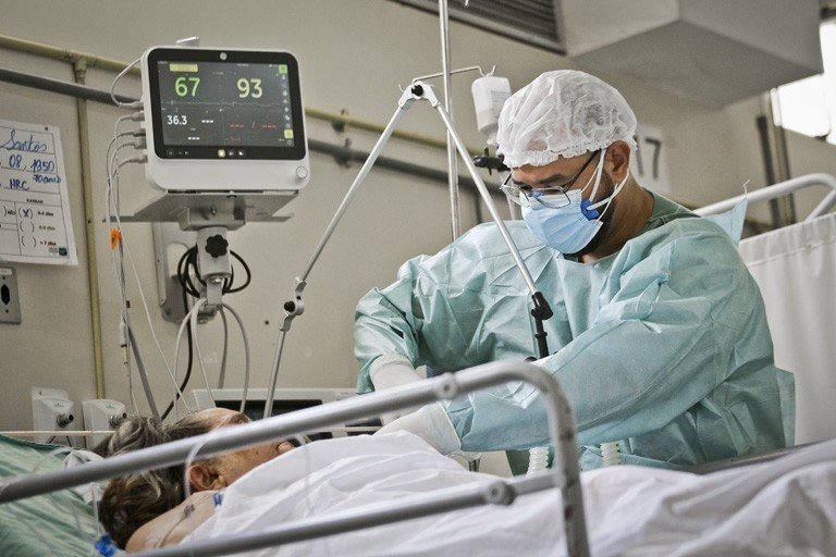 Após reunião com prefeitura, médicos de SP mantêm greve na quarta - Jornal O São Paulo