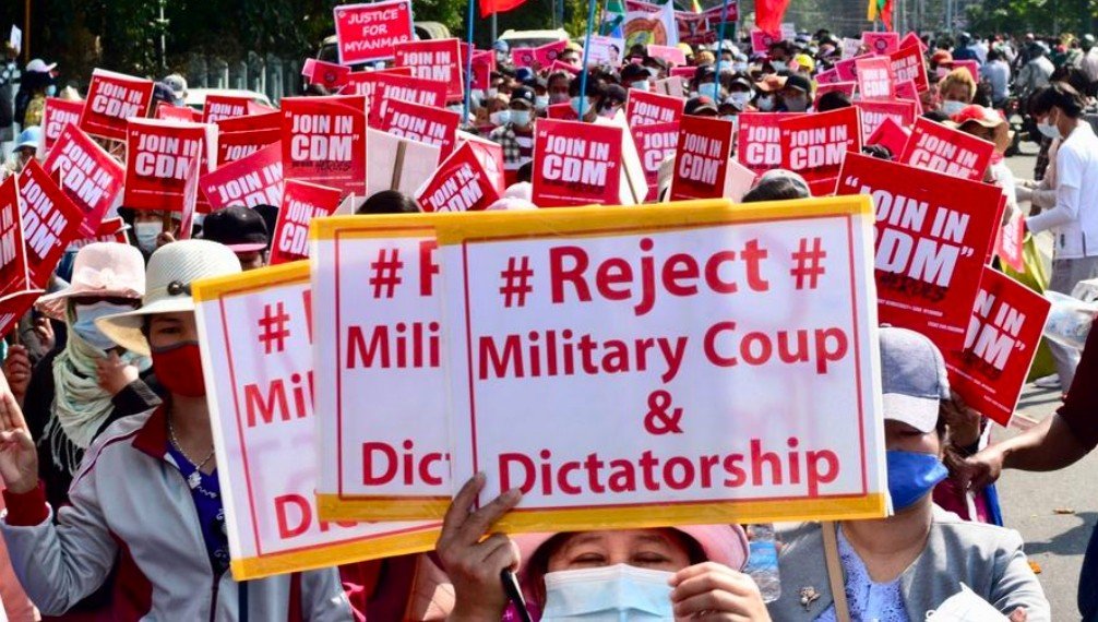 População de Mianmar busca refúgio no nordeste da Índia   - Jornal O São Paulo