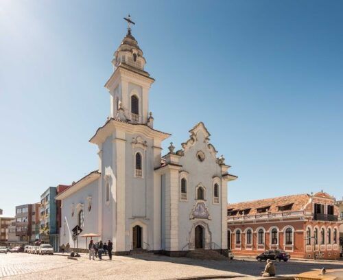 Juristas católicos repudiam invasão de igreja no Paraná - Jornal O São Paulo