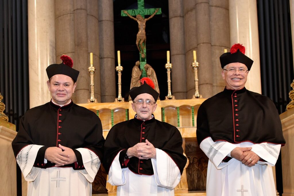Cardeal Scherer institui três novos cônegos na Arquidiocese de São Paulo