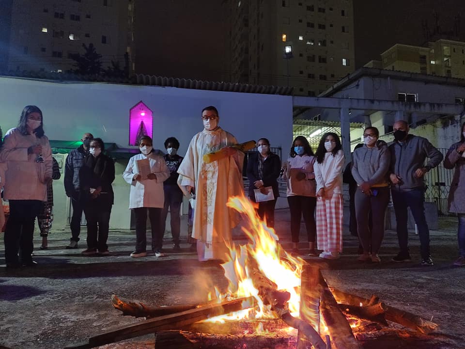 Entre nós está o Cristo Ressuscitado - Jornal O São Paulo