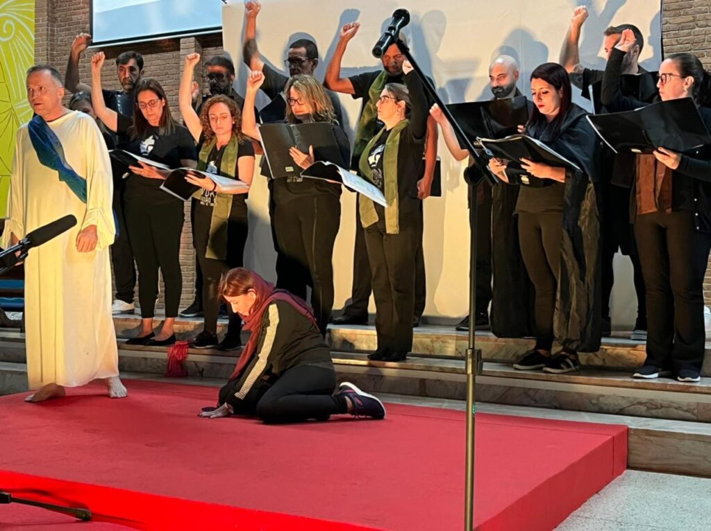 Entre nós está o Cristo Ressuscitado - Jornal O São Paulo