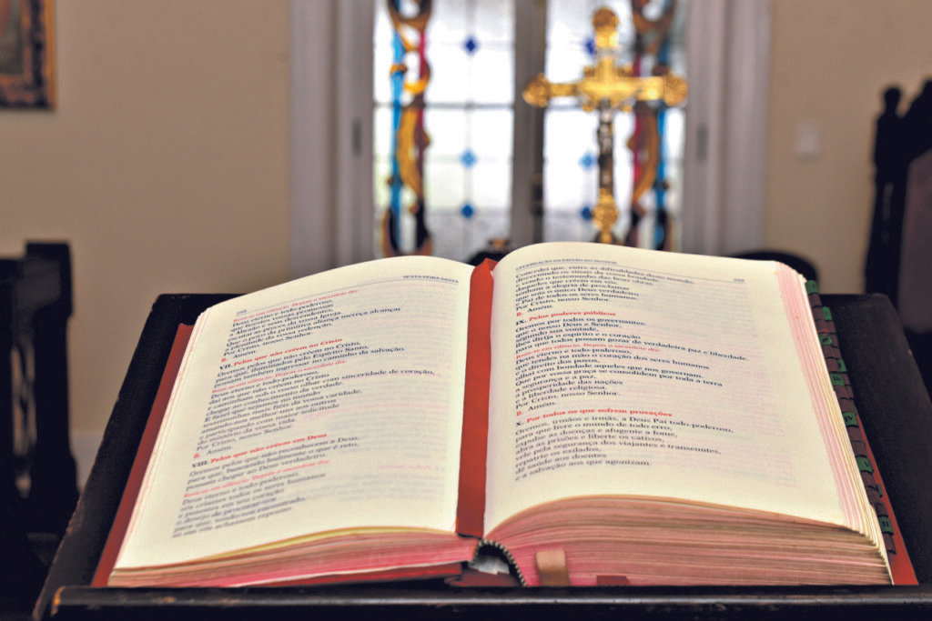 Oração Universal: Para que os governantes assegurem o bem comum, a paz e a liberdade - Jornal O São Paulo