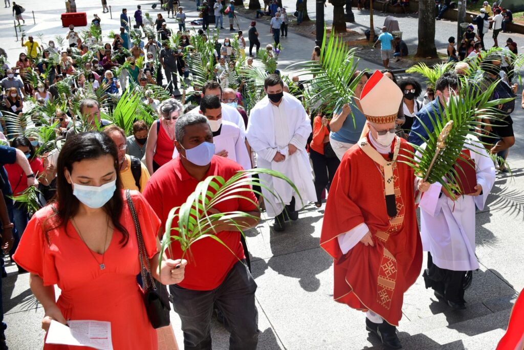 ‘Cabe a nós, cristãos, recordar o mistério central da Páscoa’ - Jornal O São Paulo