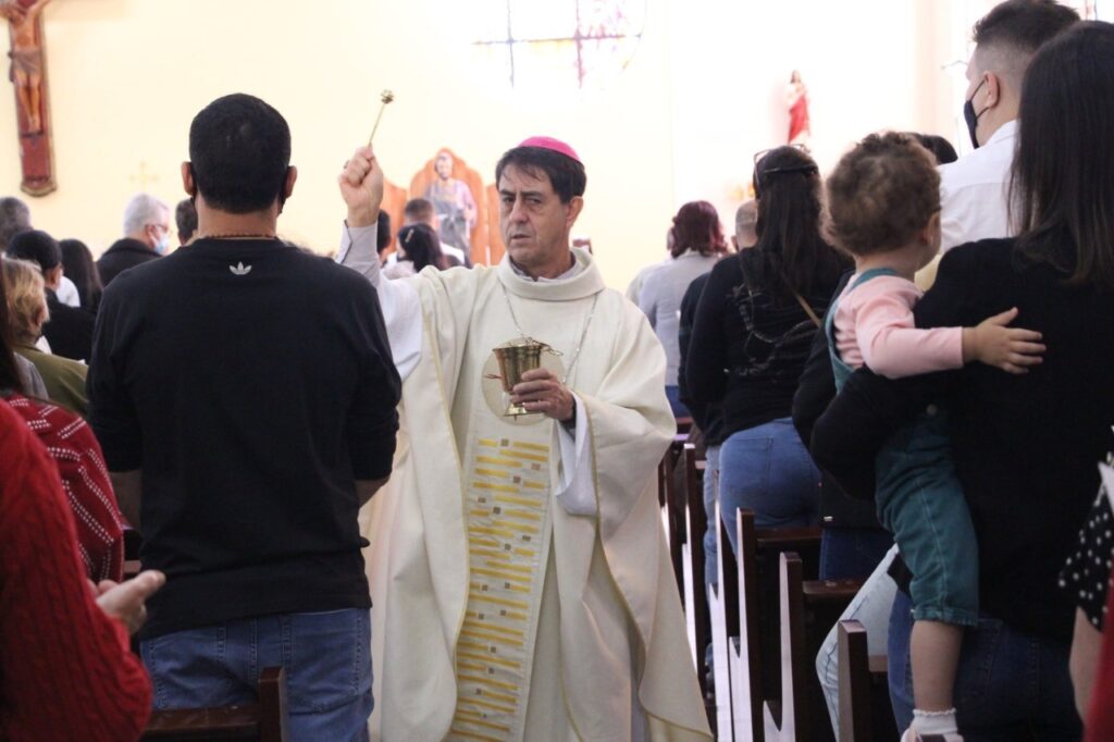 Entre nós está o Cristo Ressuscitado - Jornal O São Paulo