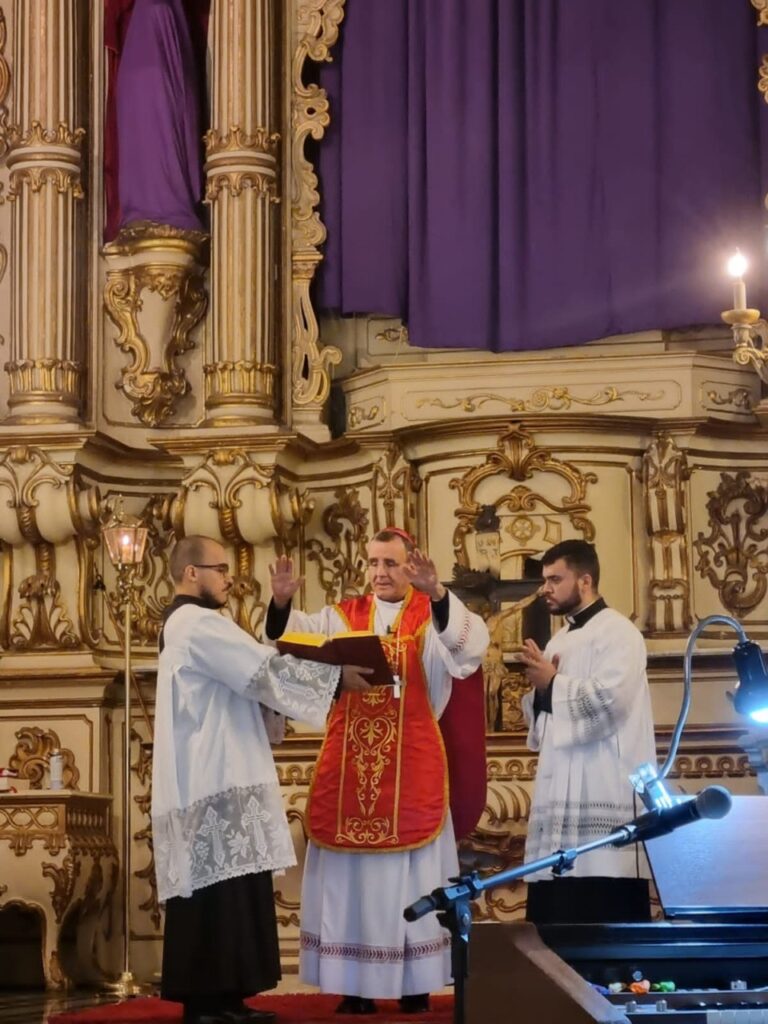 Entre nós está o Cristo Ressuscitado - Jornal O São Paulo