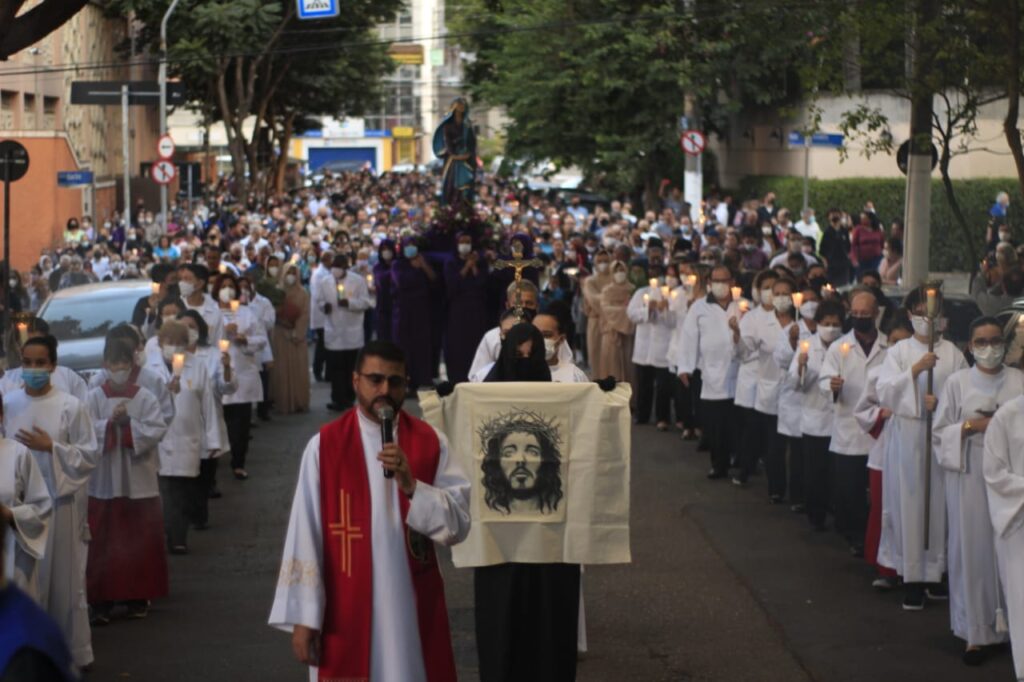 Entre nós está o Cristo Ressuscitado - Jornal O São Paulo