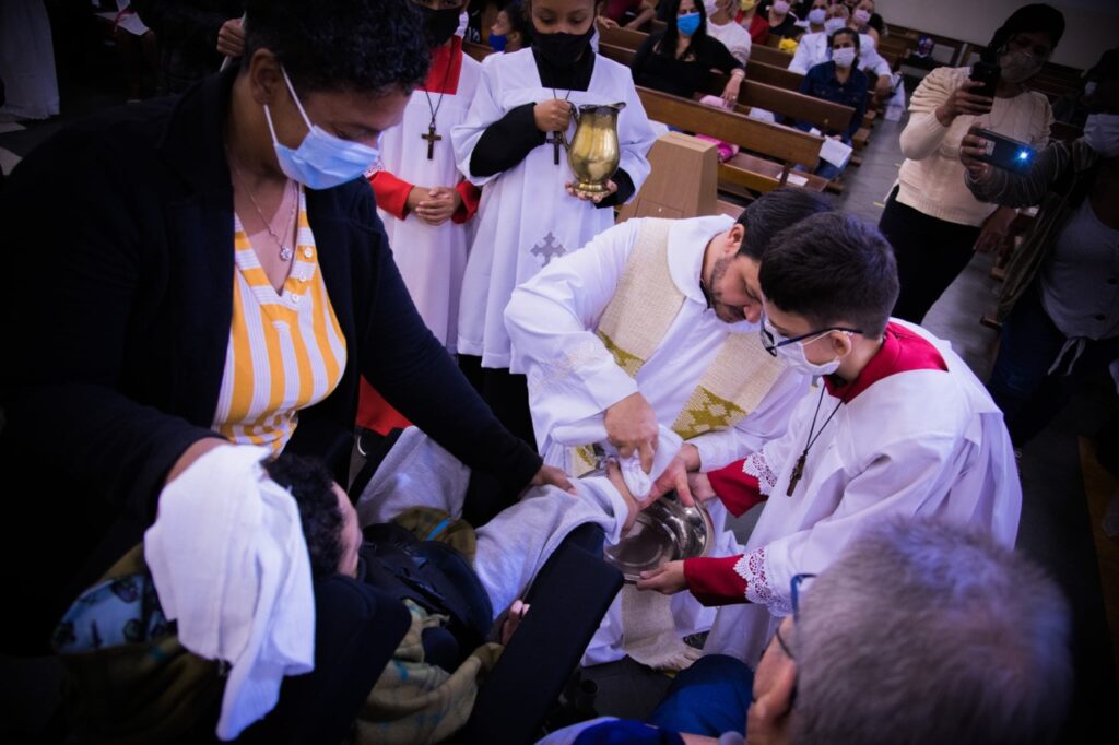 Entre nós está o Cristo Ressuscitado - Jornal O São Paulo