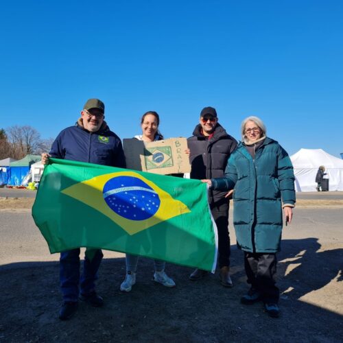 Projeto jesuíta no Brasil e ‘Frente Brazucra’ ajudam quem precisa fugir da guerra - Jornal O São Paulo