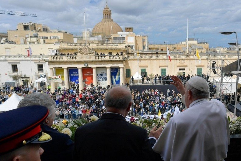 Na República de Malta, Papa ressalta a capacidade humana em acolher e pede o fim de conflitos - Jornal O São Paulo