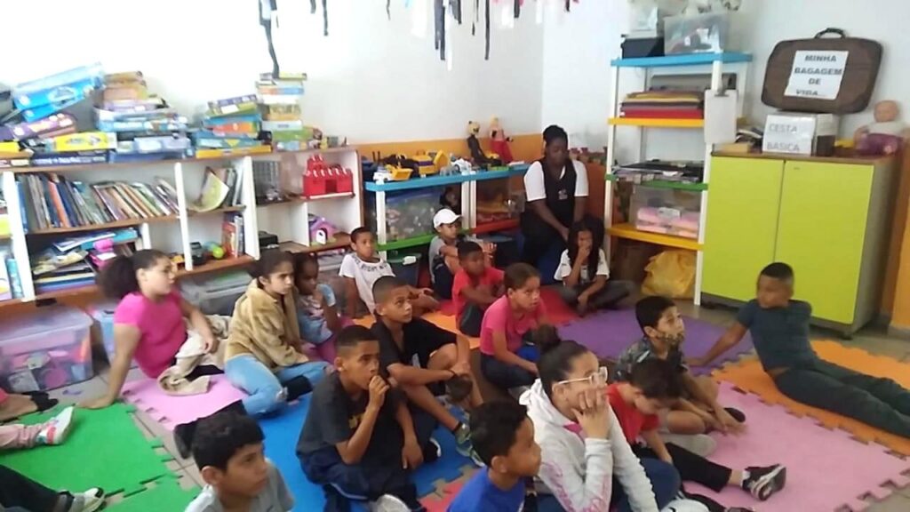 Via-Sacra da Criança e do Adolescente traz o chamado a educar para a fraternidade - Jornal O São Paulo