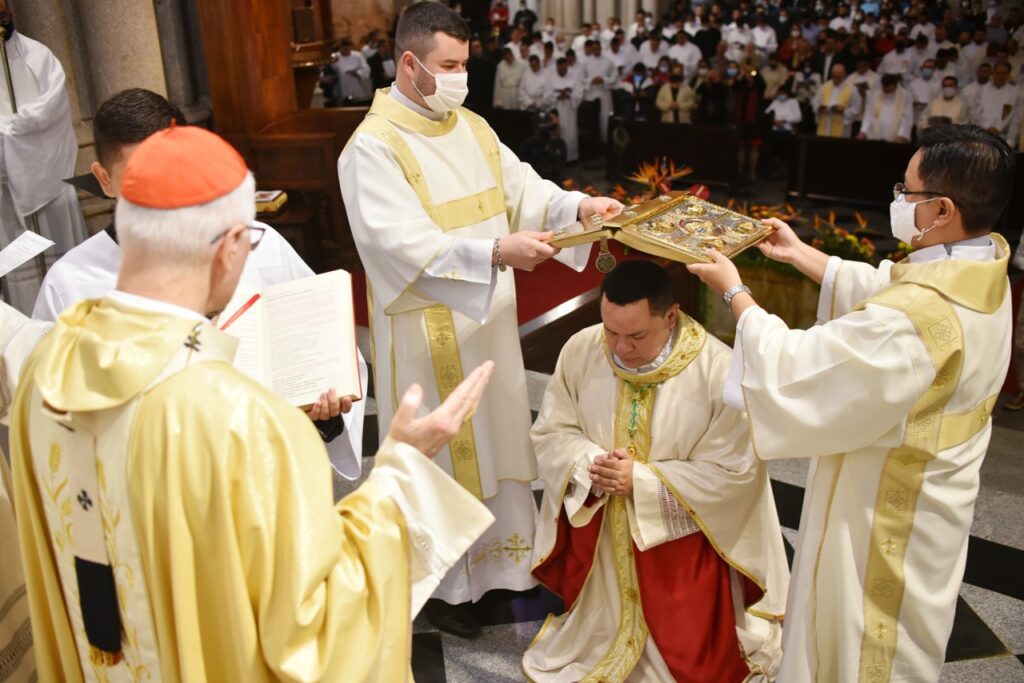 Dom Cícero Alves de França é ordenado Bispo em São Paulo
