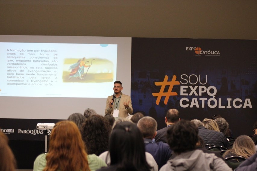Coordenadores de catequese participam de seminário em São Paulo
