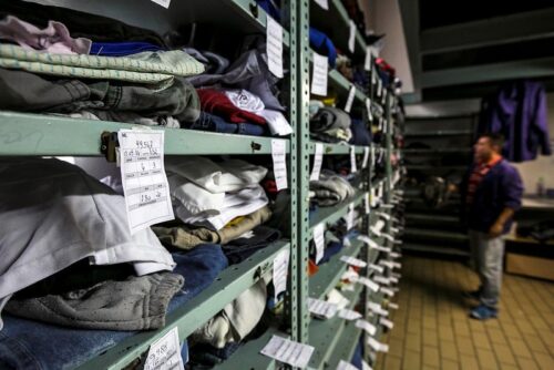 Arsenal da Esperança promove bazar beneficente - Jornal O São Paulo