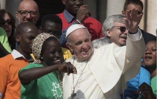 Papa envia mensagem a membros da Comissão Internacional Católica para as Migrações - Jornal O São Paulo