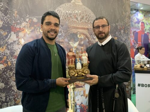 Programação da Romaria ao Santuário do Divino Pai Eterno é divulgada na ExpoCatólica - Jornal O São Paulo