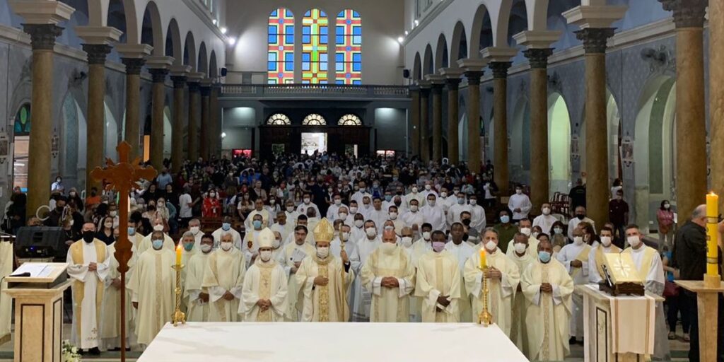 Dom Cícero: ‘Permitam que eu possa bater à porta dos vossos corações’ - Jornal O São Paulo