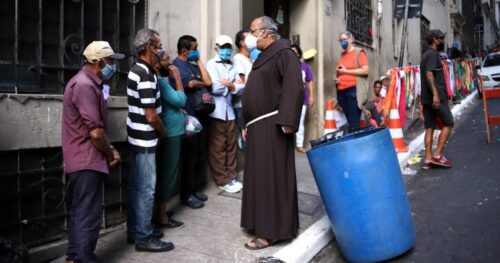 Com frente fria intensa, Sefras acolhe população em situação de rua no período noturno - Jornal O São Paulo