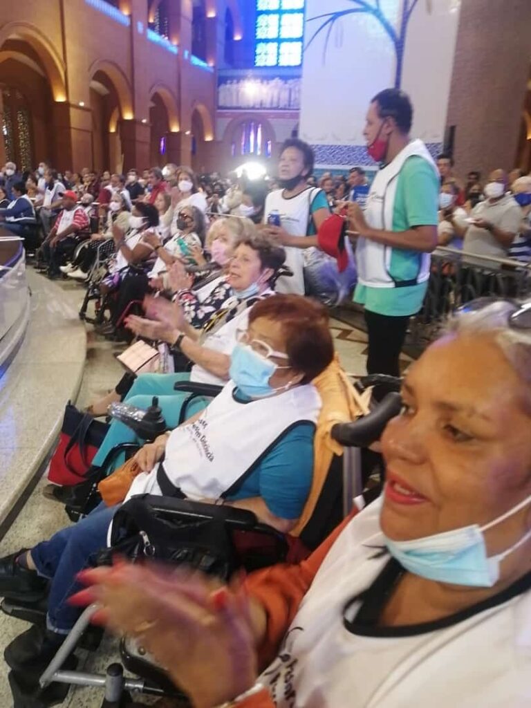 Pastoral da Pessoa com Deficiência realiza romaria a Aparecida - Jornal O São Paulo