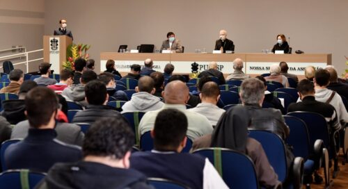 Semana Teológica da PUC-SP destaca o centenário do Cardeal Arns - Jornal O São Paulo