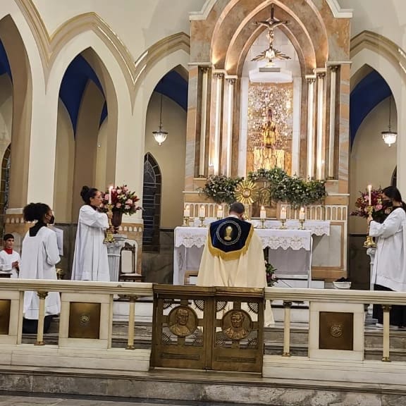 Vicariato realiza vigília universitária em paróquia de Pinheiros - Jornal O São Paulo