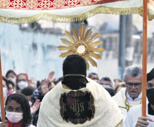 Veja como foi o Corpus Christi em algumas das paróquias da Arquidiocese - Jornal O São Paulo