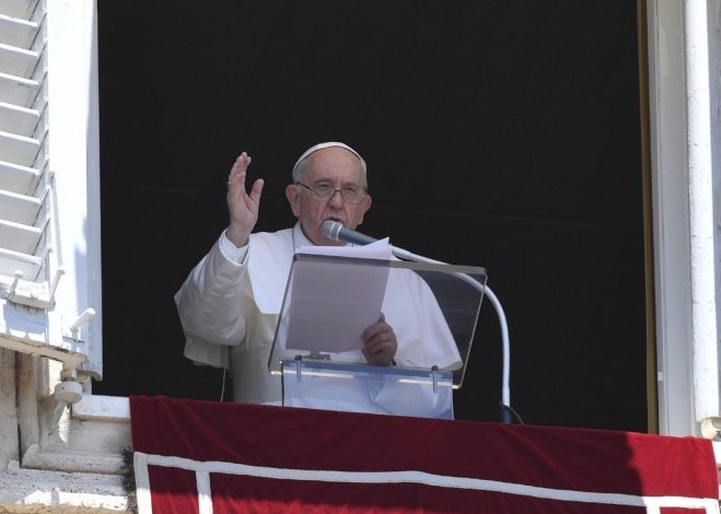 Papa: Deus trino e único deve ser mostrado por meio do testemunho de vida - Jornal O São Paulo