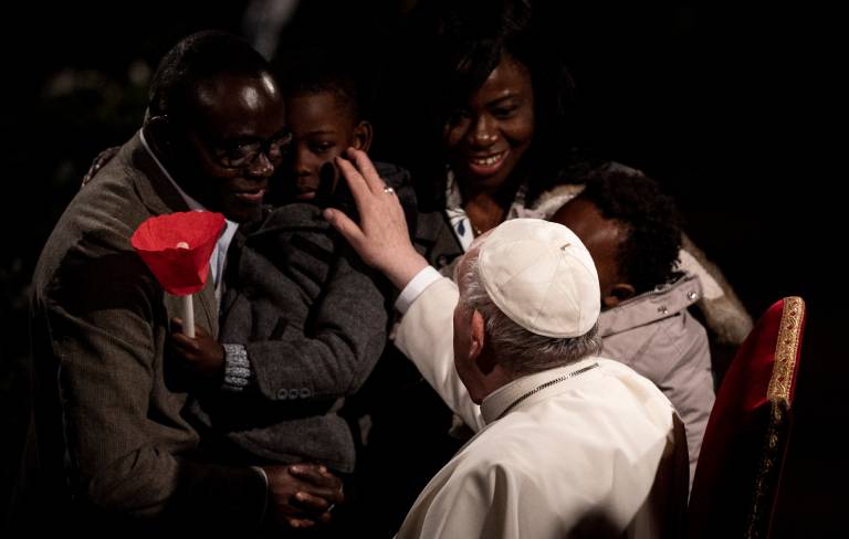 Papa: rezemos pelas famílias para que vivam o amor com gestos concretos - Jornal O São Paulo