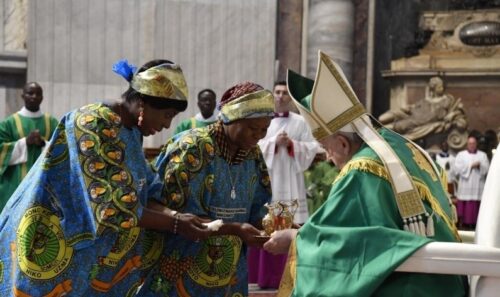 Francisco: Deus é nossa alegria: nada de ‘mediocridade’  - Jornal O São Paulo