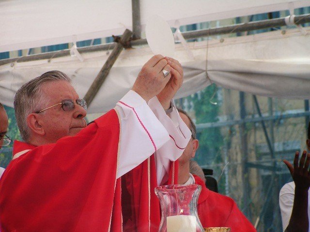 Fiéis e clérigos rendem graças a Deus pelos 65 anos de sacerdócio do Cardeal Geraldo Majella Agnelo - Jornal O São Paulo