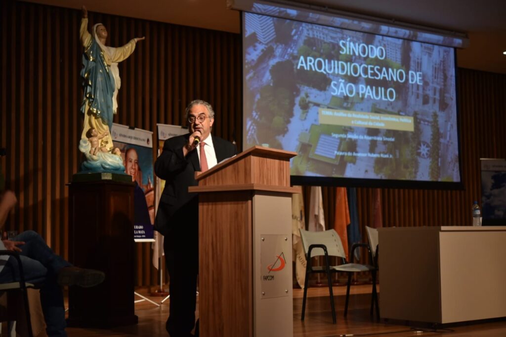2a sessão da assembleia sinodal arquidiocesana trata sobre a realidade cultural, social, política e econômica da cidade - Jornal O São Paulo