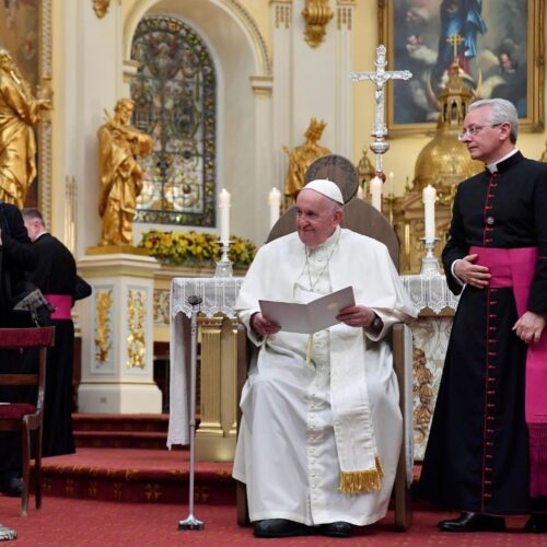 Papa: é preciso anunciar o Evangelho ‘pelo testemunho transbordante de amor gratuito’ - Jornal O São Paulo