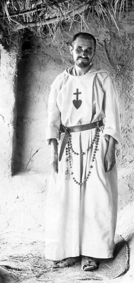 Santos sacerdotes: exemplos de vida aos presbíteros do tempo presente - Jornal O São Paulo