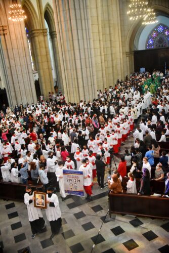 Arcebispo convida coroinhas a estarem atentos ao chamado de Deus - Jornal O São Paulo