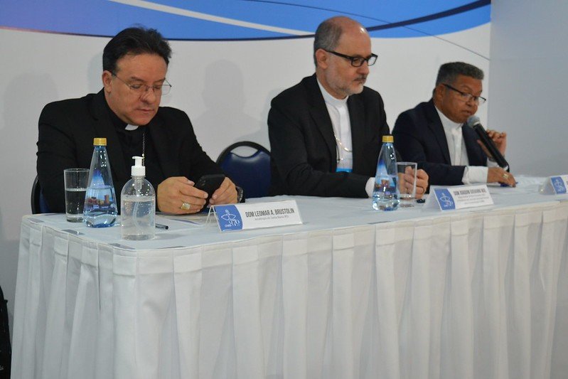59ª AG: 1ª Coletiva de imprensa destaca o tema central da assembleia da CNBB - Jornal O São Paulo