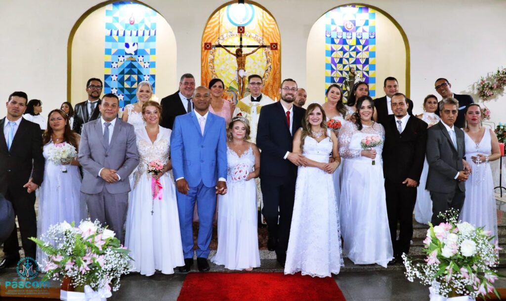Paróquia Nossa Senhora do Retiro realiza o sonho de 11 casais em casamento comunitário - Jornal O São Paulo
