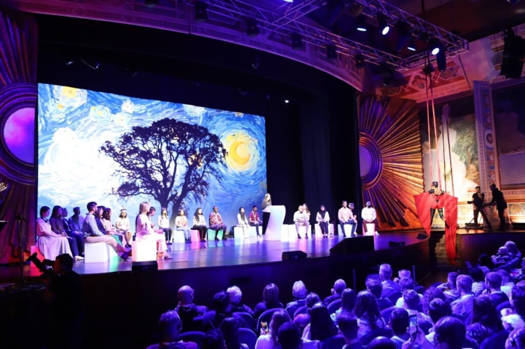 Jovens latino-americanos falam sobre o 1o dia do encontro ‘Economia de Francisco’ - Jornal O São Paulo