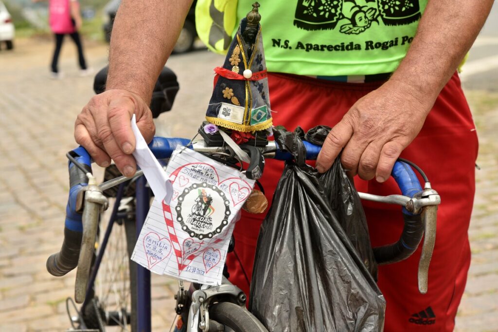 No caminho da fé, romeiros encontram ponto de apoio até a chegada a Aparecida - Jornal O São Paulo
