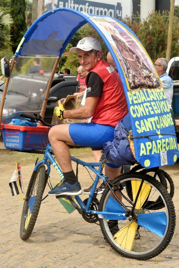 No caminho da fé, romeiros encontram ponto de apoio até a chegada a Aparecida - Jornal O São Paulo