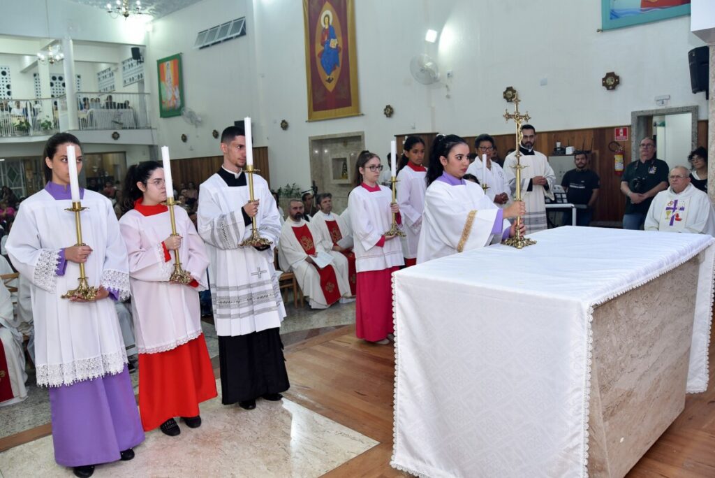 Criada há 65 anos, Paróquia São Domingos Sávio tem igreja matriz e altar dedicados - Jornal O São Paulo